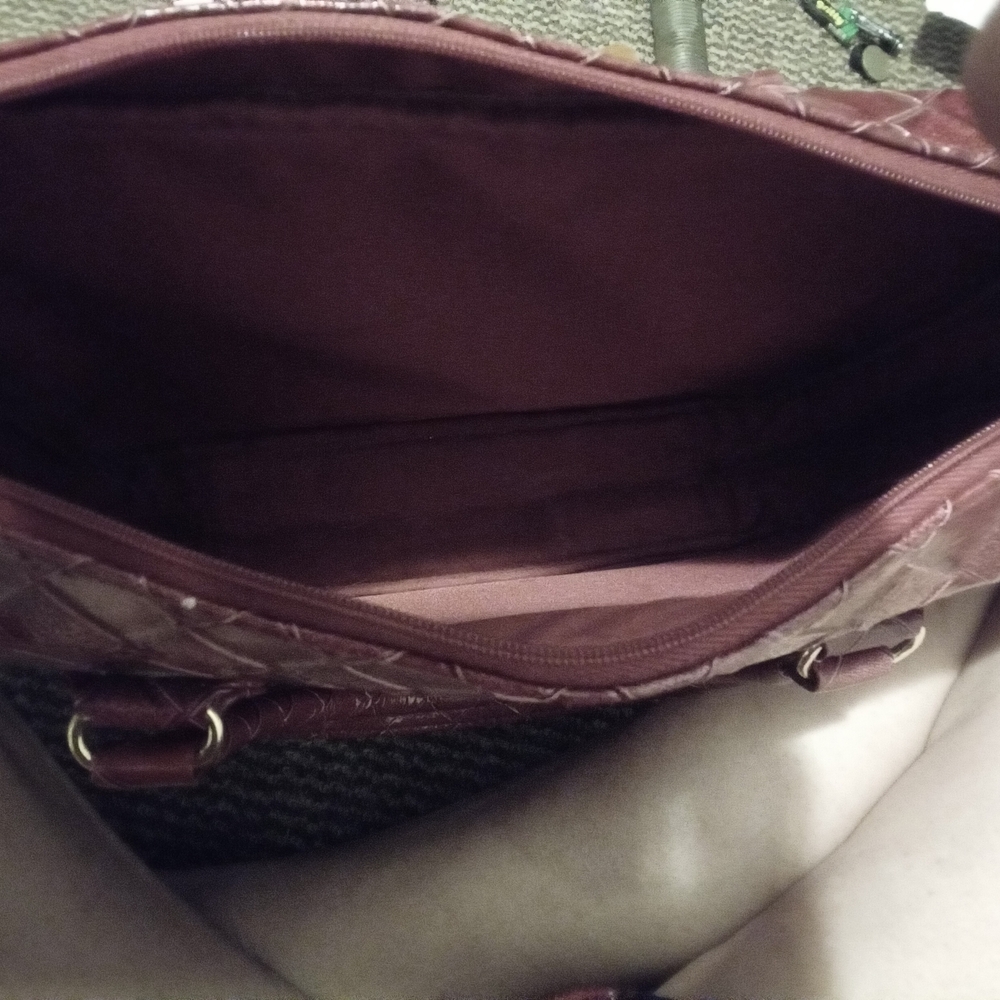 Clinique Deep Red Shoulder Bag